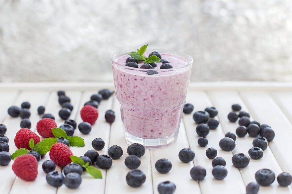 Lag en sunn smoothie for hud, hår og negler