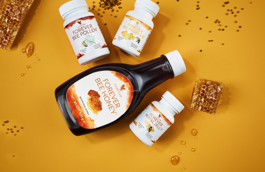 Produkter från bikupan från Forever Living Products med bland annat propolis.